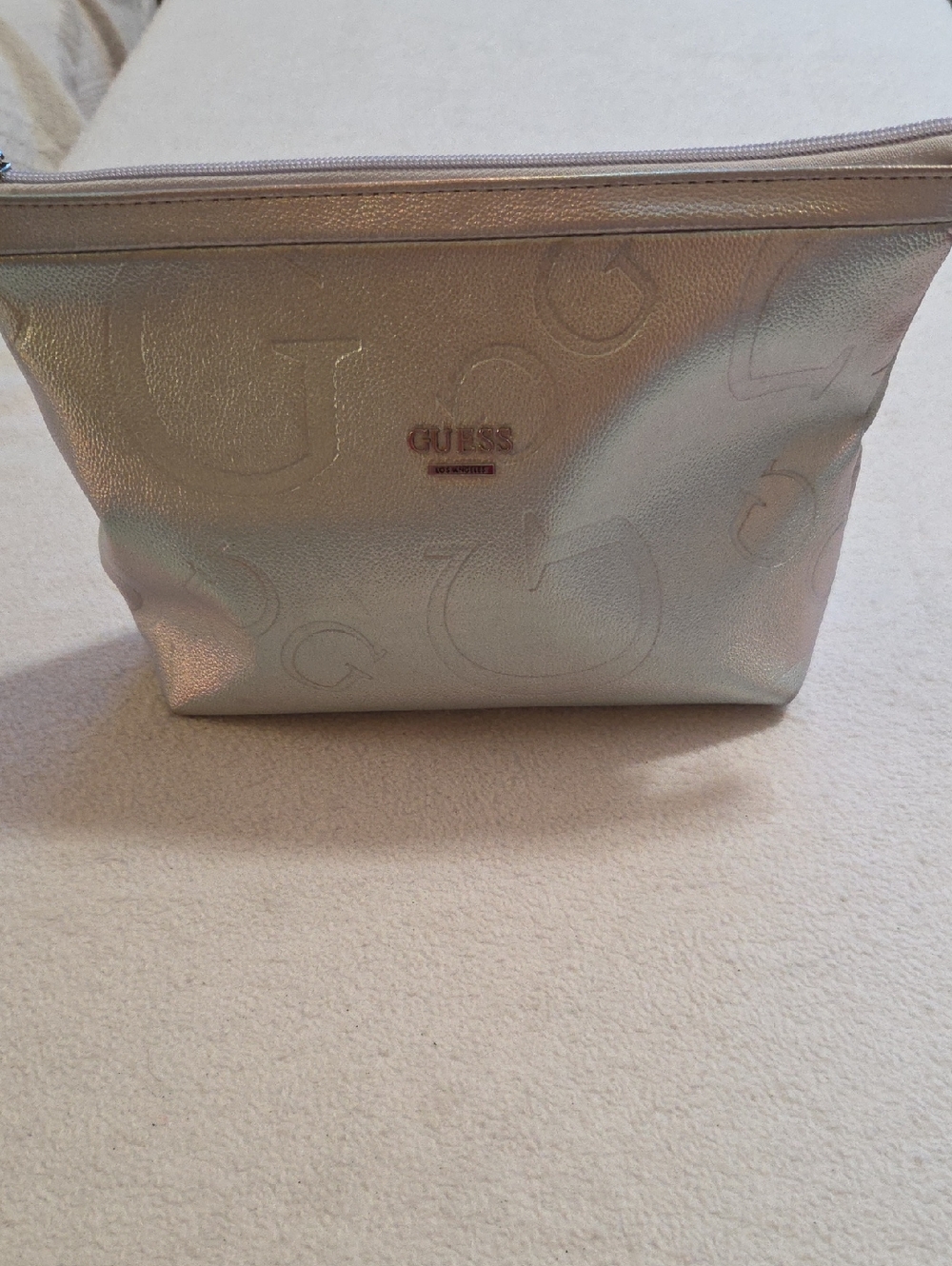 ❣️5|$25❣️GUESS MAKEUP BAG